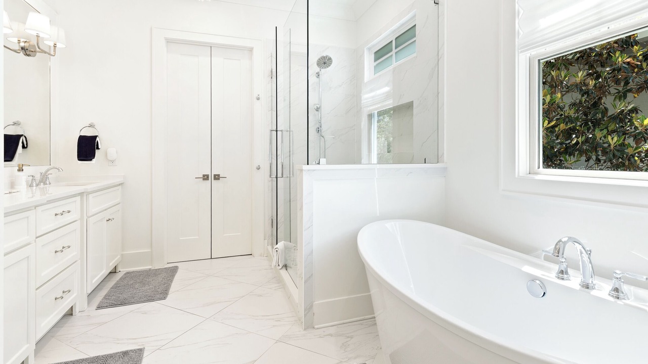 Photo of Bathroom in Santa Rosa Beach