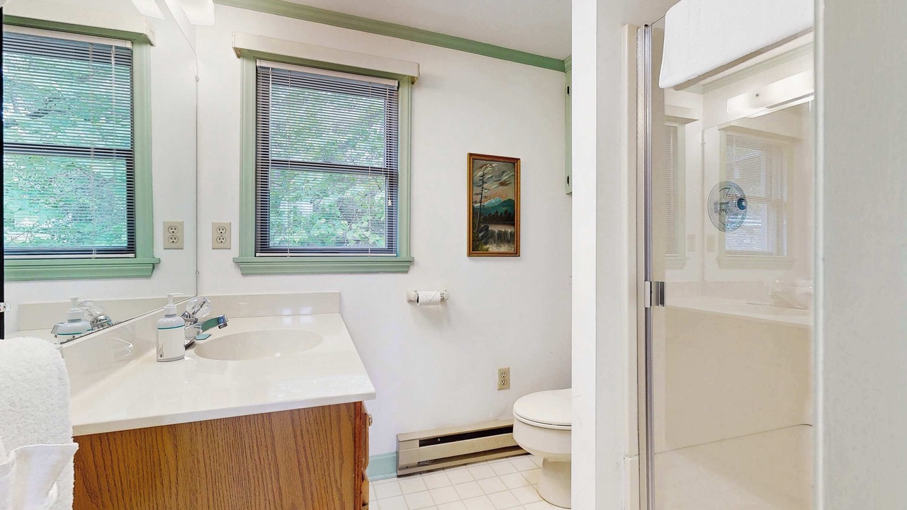 Photo of Bathroom in Lake Junaluska