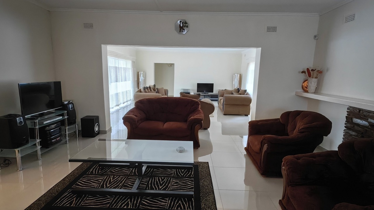 Photo of Livingroom in Bulawayo
