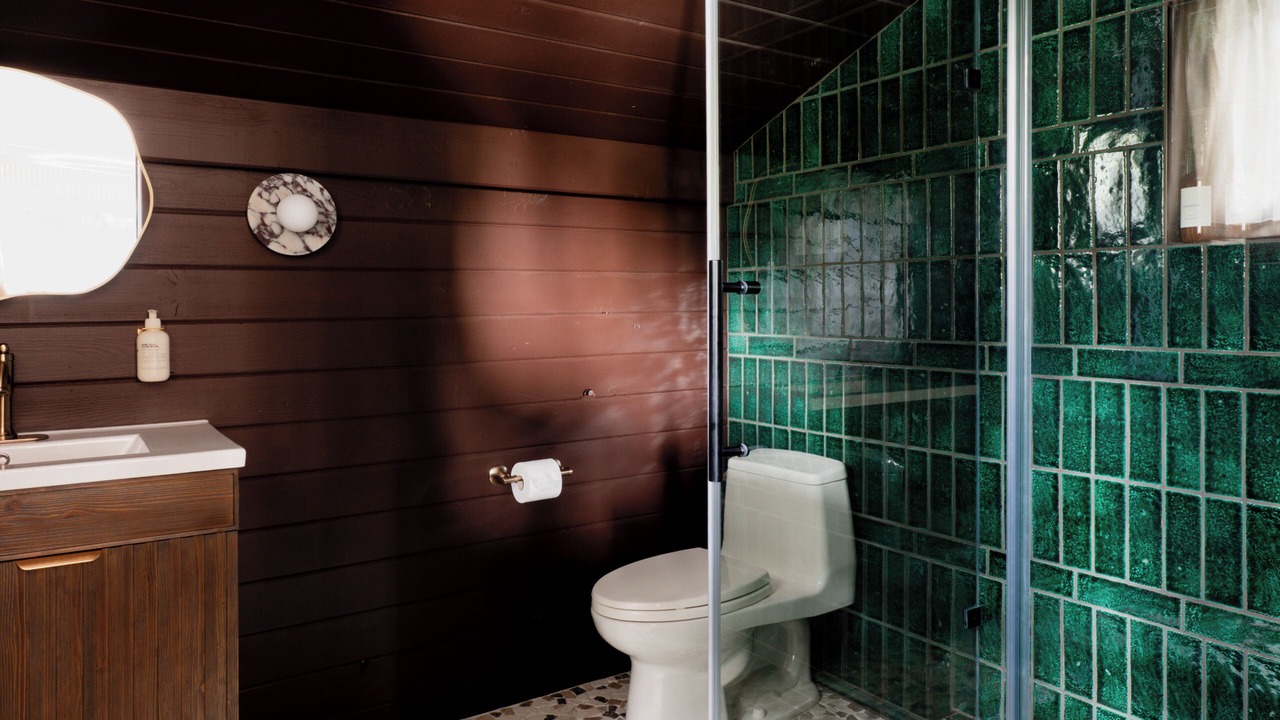 Photo of Bathroom in Gold Bar
