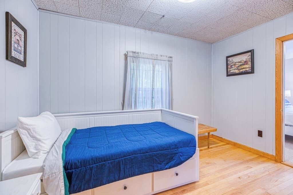 Photo of Bedroom in Greenville Junction