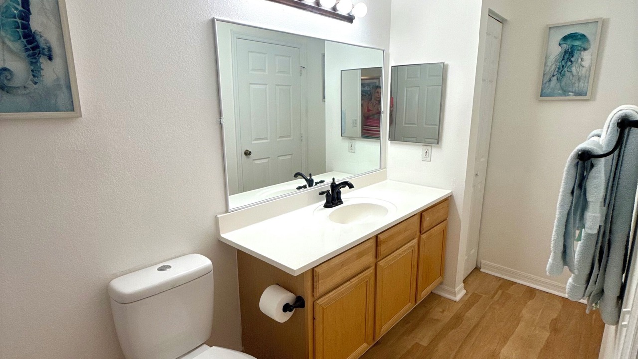 Photo of Bathroom in Park East