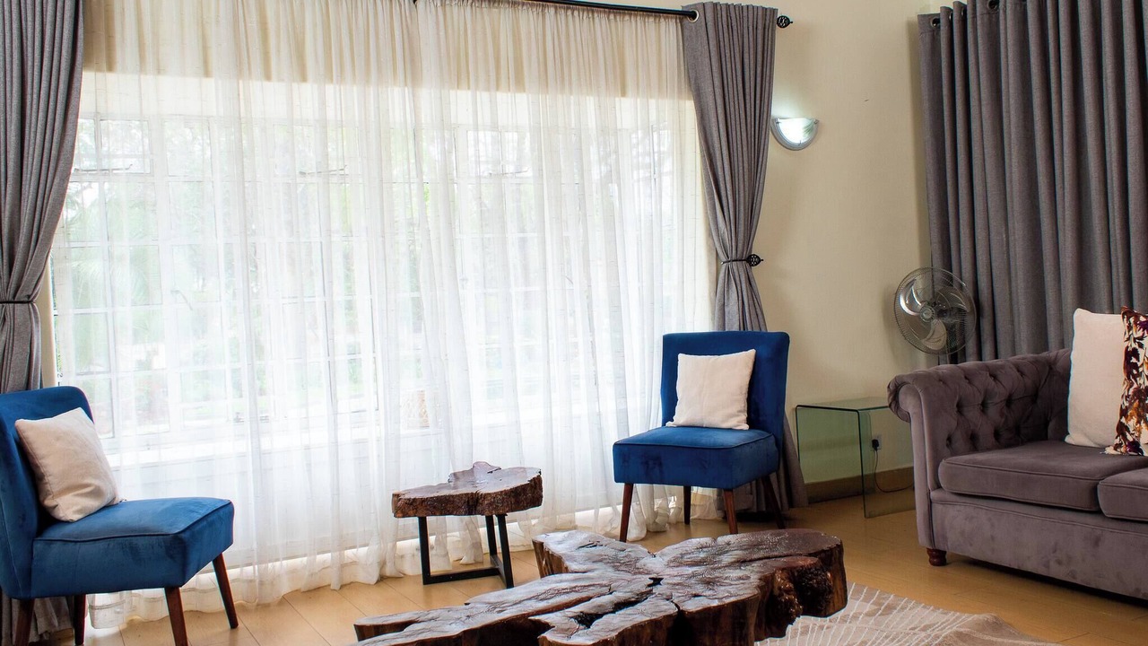 Photo of Livingroom in Harare East