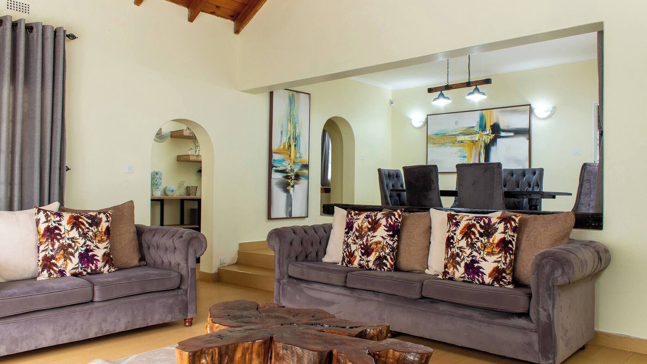 Photo of Livingroom in Harare East