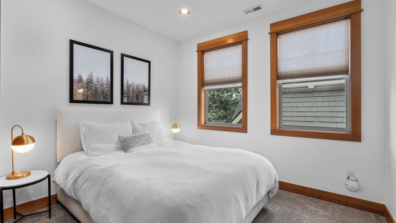 Photo of Bedroom in Redmond
