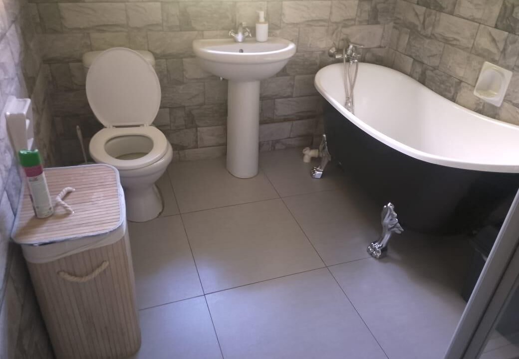 Photo of Bathroom in Juliasdale