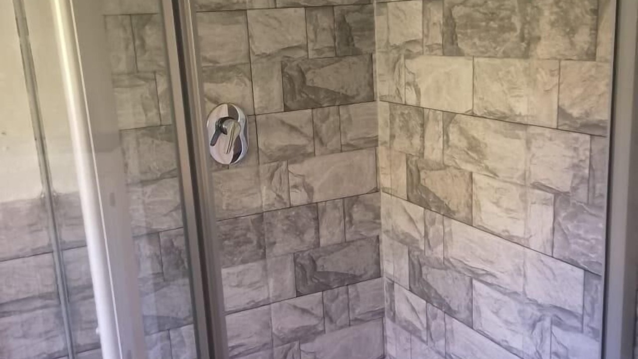 Photo of Bathroom in Juliasdale
