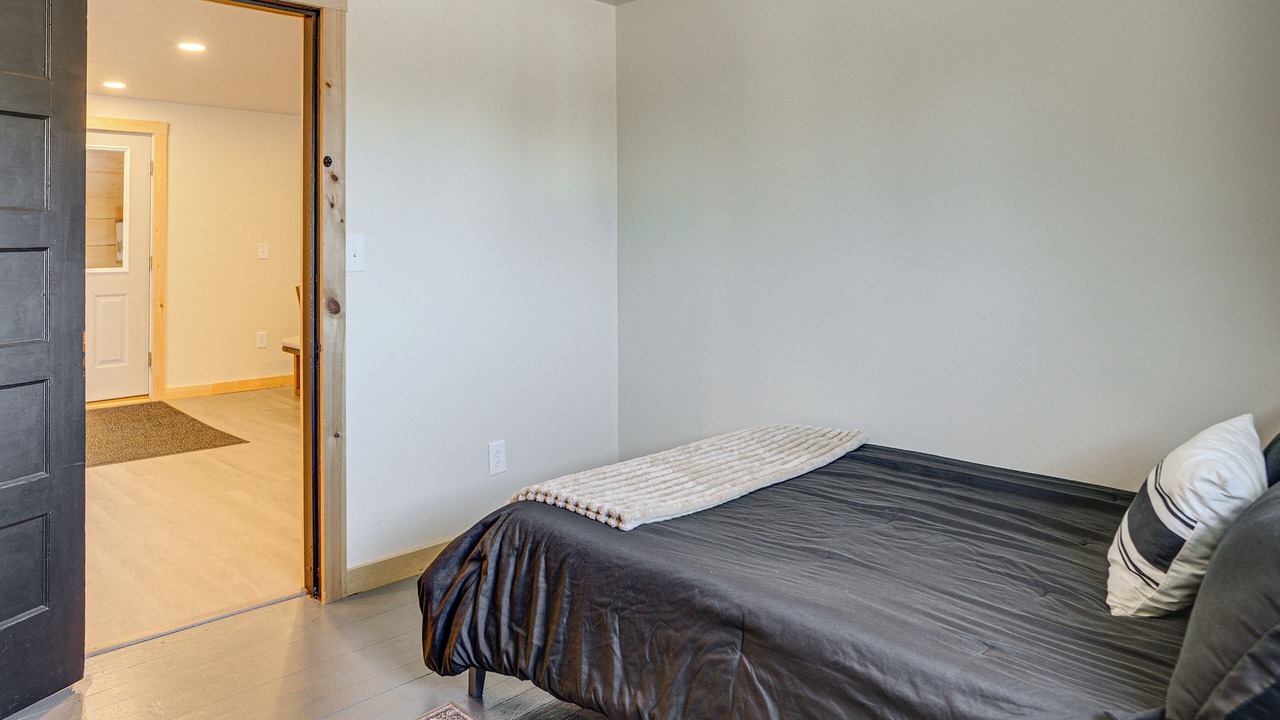 Photo of Bedroom in Moriah Center