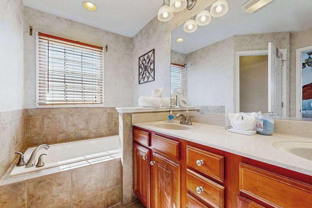 Photo of Bathroom in Sun Ridge