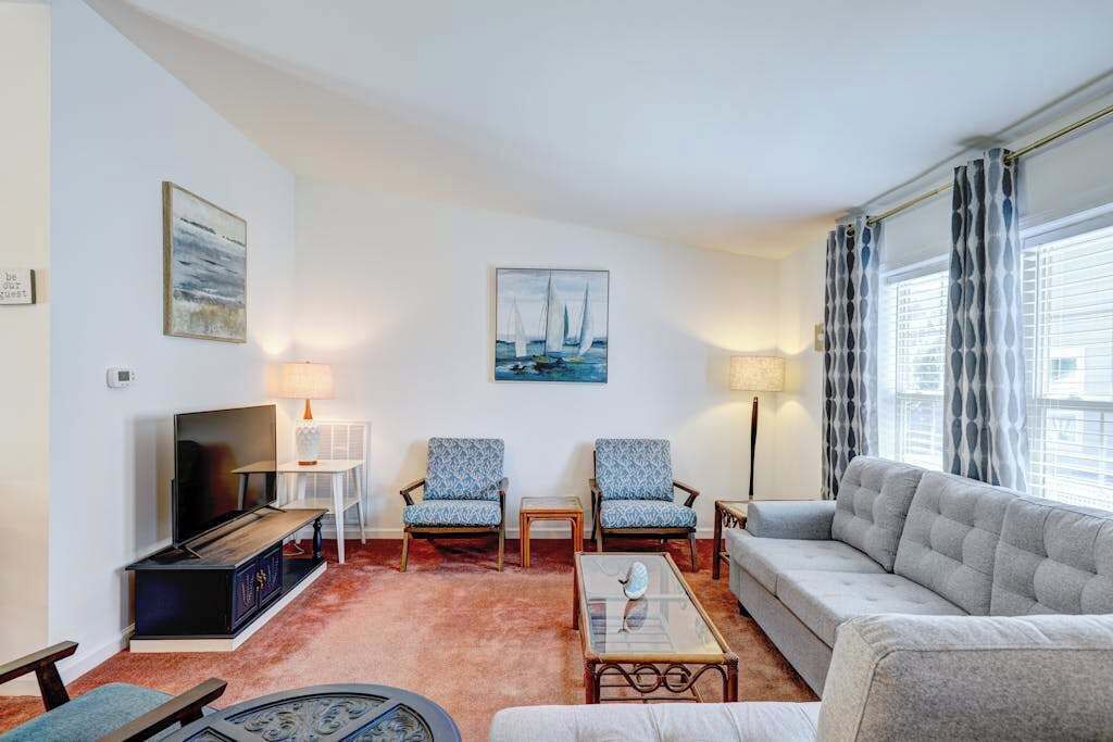 Photo of Livingroom in Country Club Estates