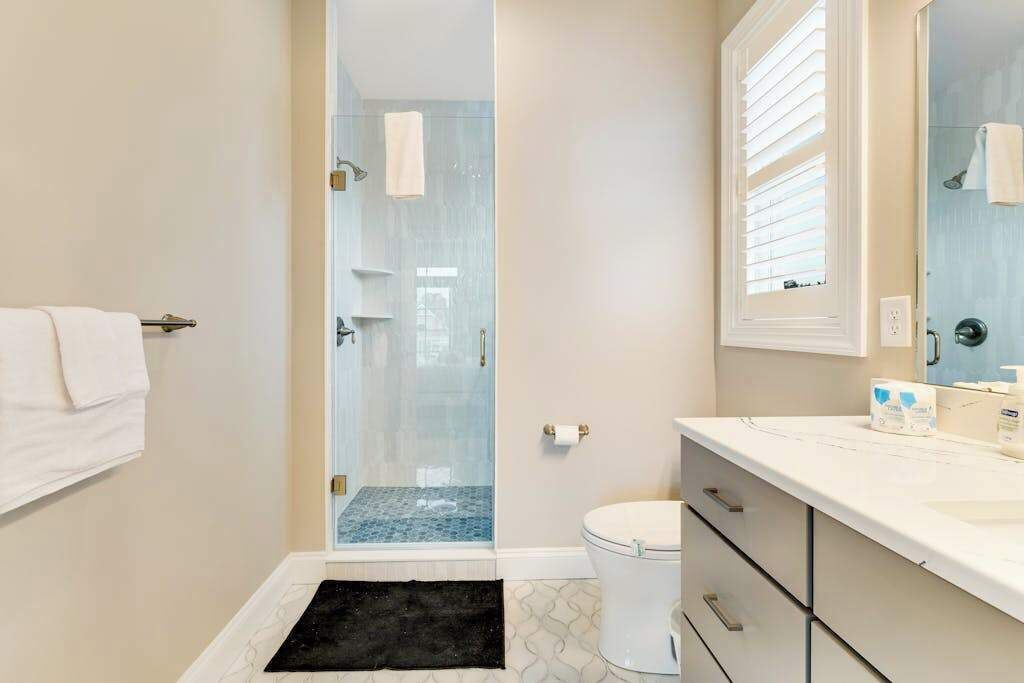 Photo of Bathroom in Country Club Estates