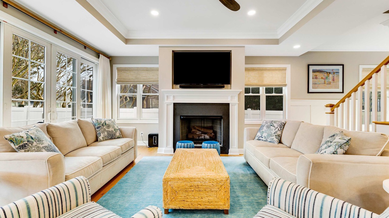 Photo of Livingroom in Country Club Estates