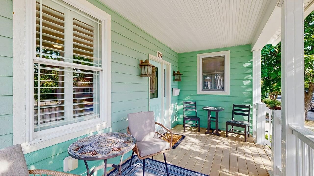 Photo of Outdoor in Country Club Estates