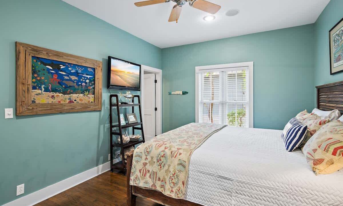 Photo of Bedroom in Seacrest