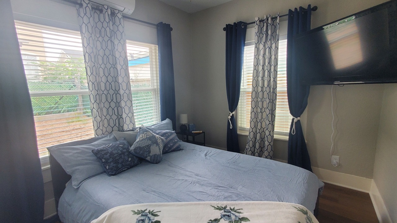 Photo of Bedroom in Nevada Street