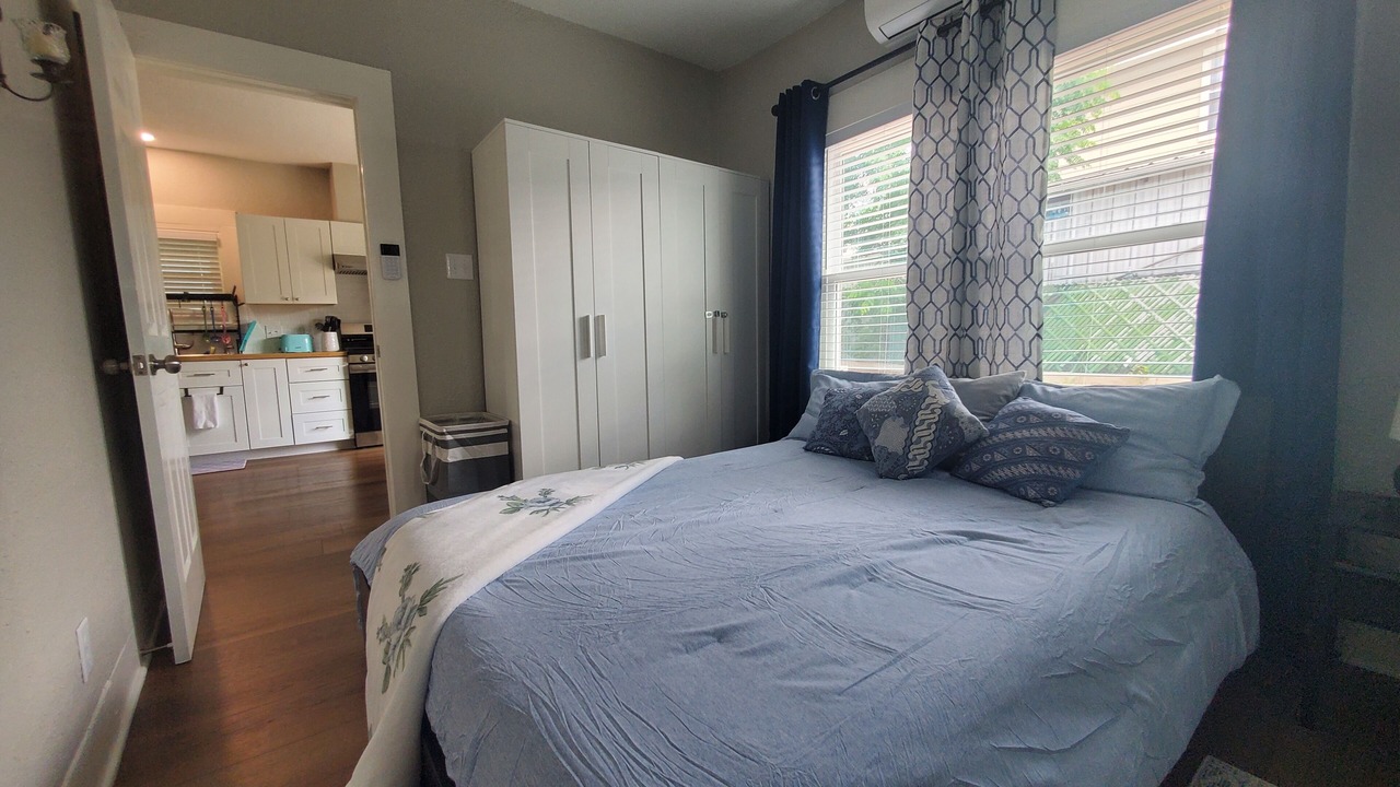 Photo of Bedroom in Nevada Street
