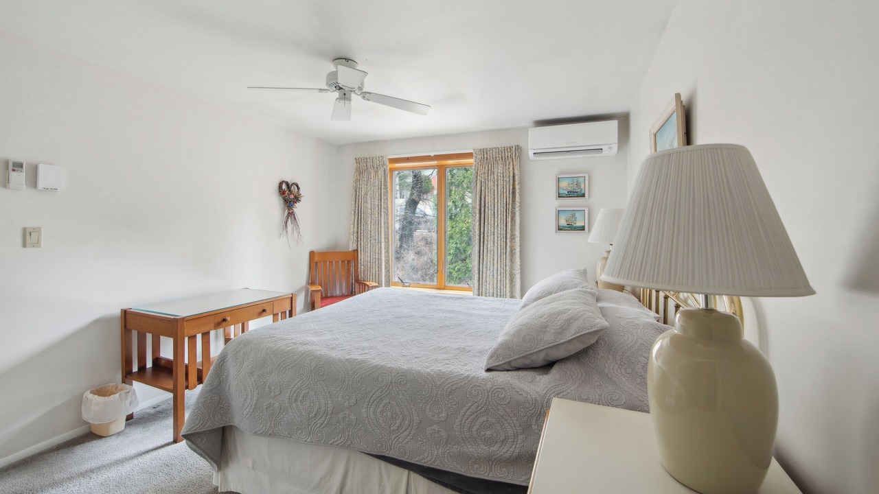 Photo of Bedroom in North Creek