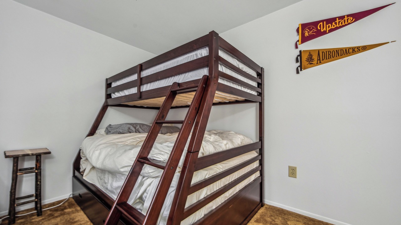 Photo of Bedroom in North Creek