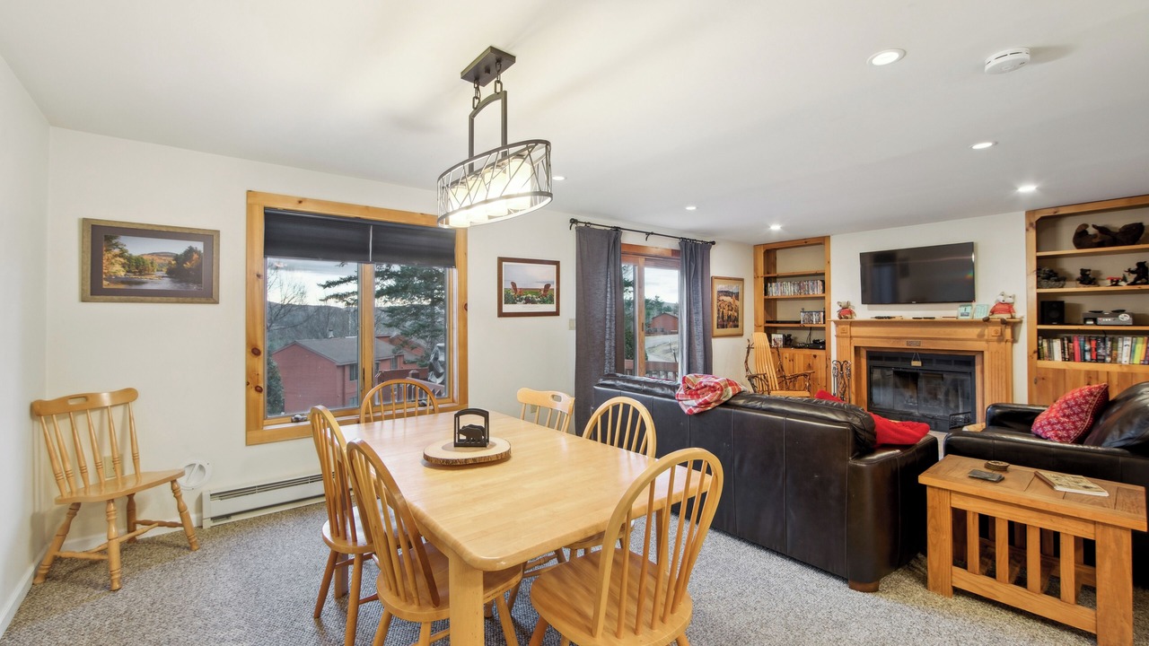 Photo of Livingroom in North Creek
