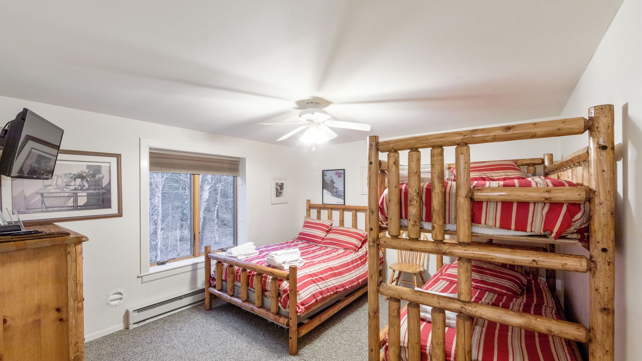 Photo of Bedroom in North Creek