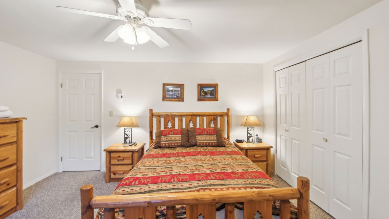 Photo of Bedroom in North Creek
