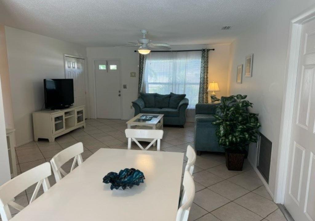 Photo of Livingroom in South Bradenton
