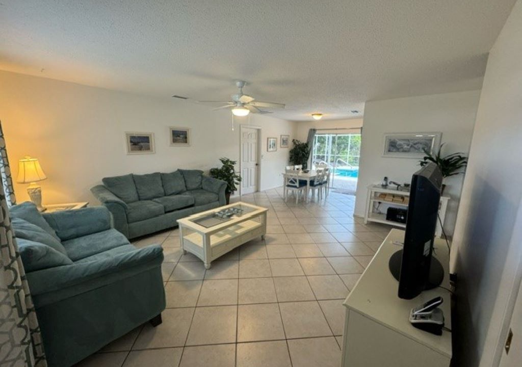Photo of Livingroom in South Bradenton