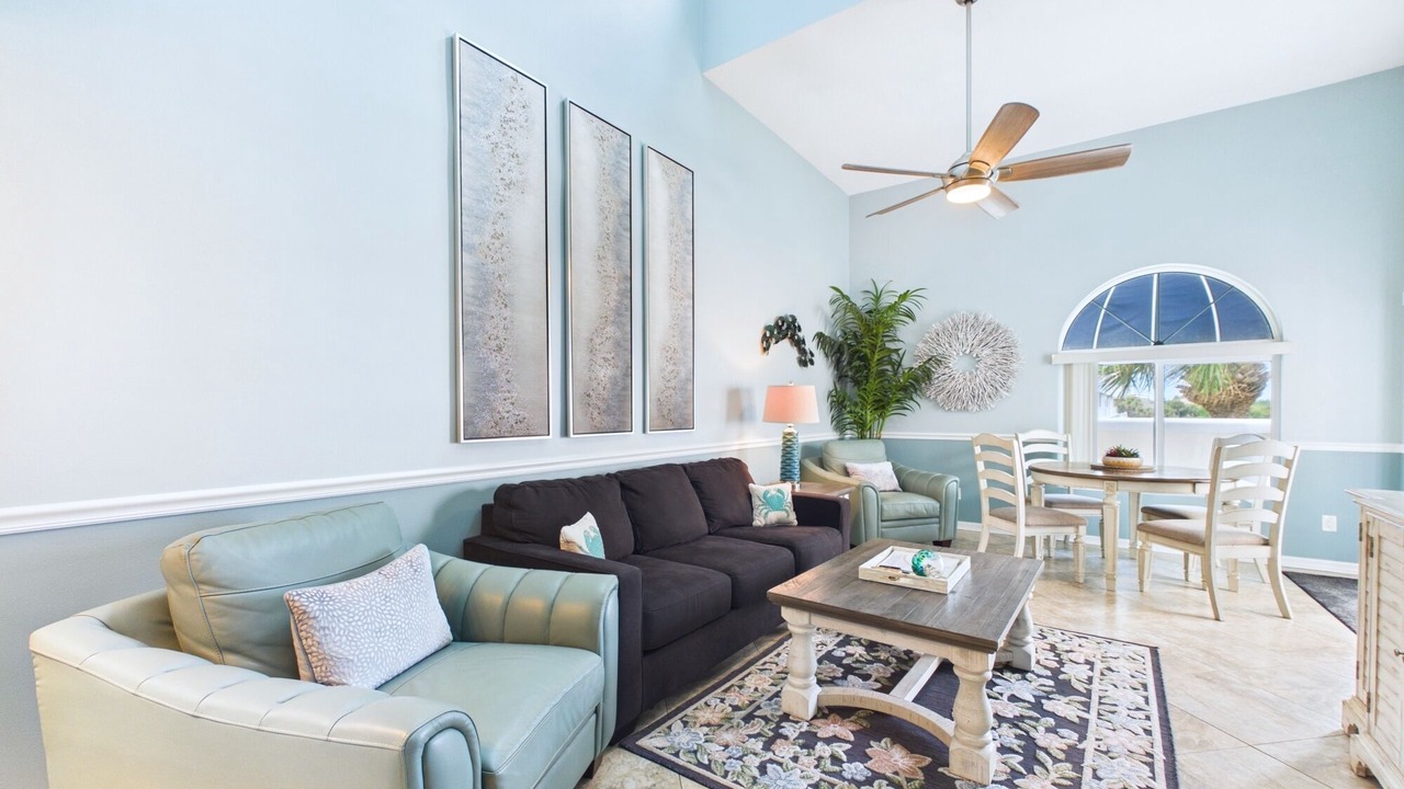 Photo of Livingroom in Cape Caneveral Beach Gardens