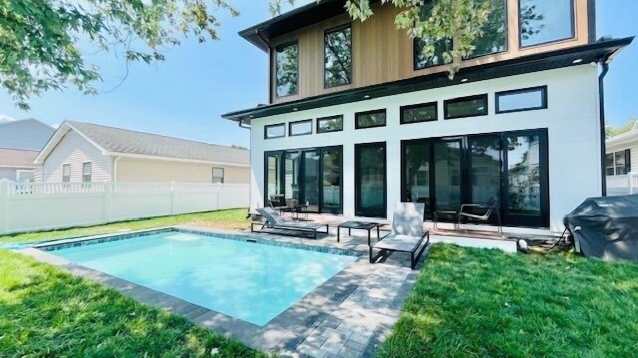 Photo of Outdoor in Country Club Estates