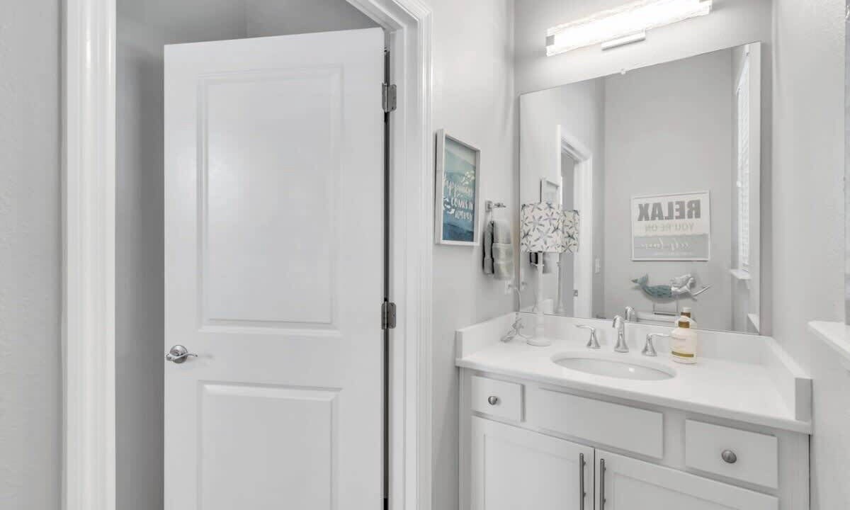 Photo of Bathroom in Arlington Park