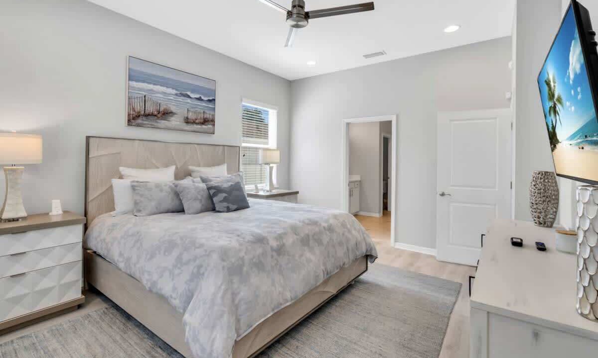 Photo of Bedroom in Arlington Park