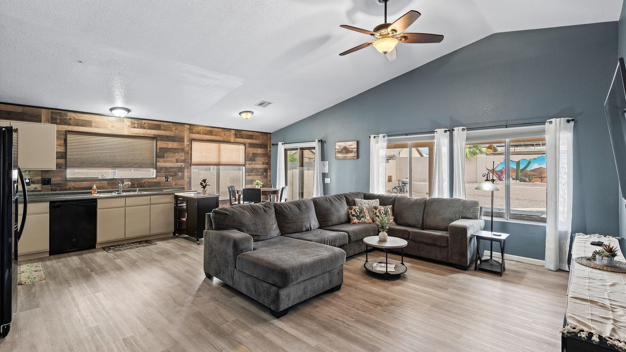 Photo of Livingroom in Continental Ranch