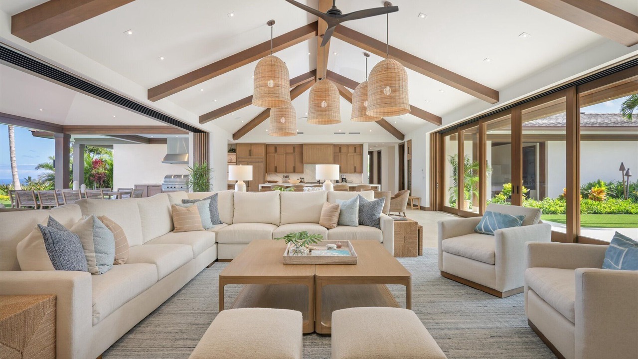 Photo of Others in Kaupulehu