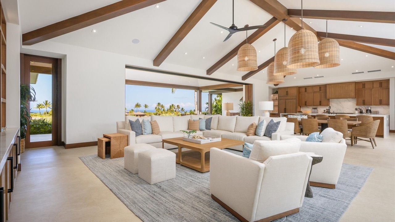 Photo of Livingroom in Kaupulehu