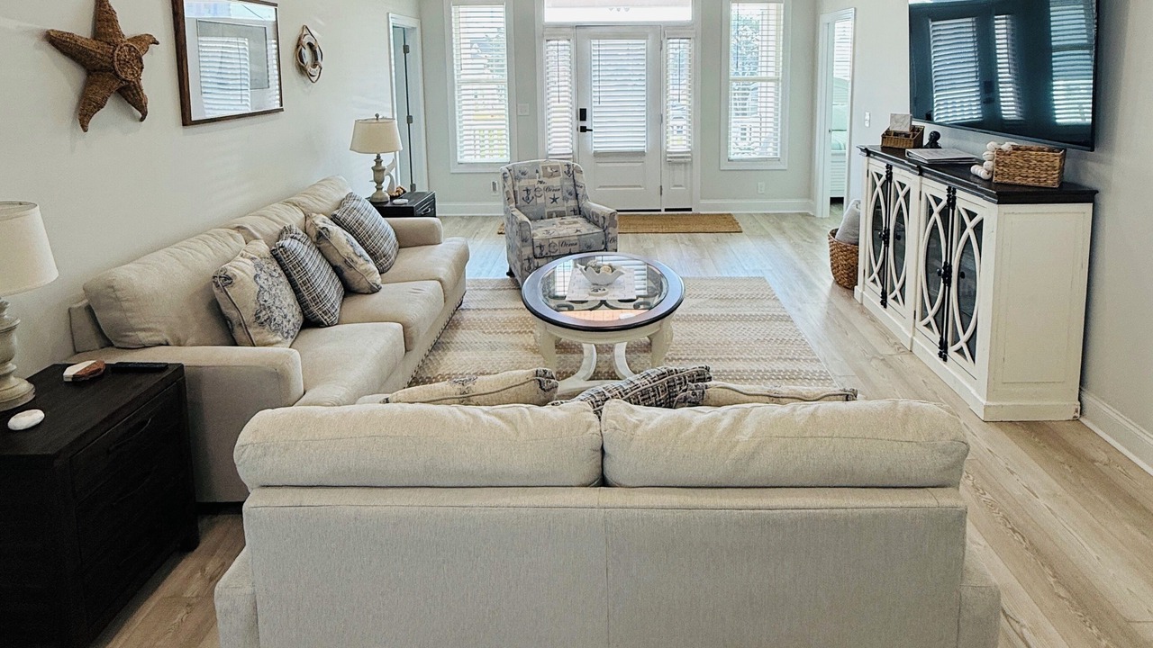 Photo of Livingroom in Cherry Grove Beach