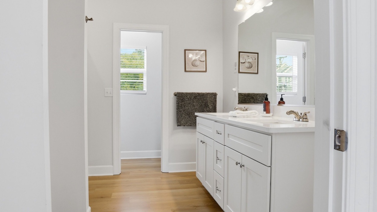 Photo of Bathroom in East Ocean View