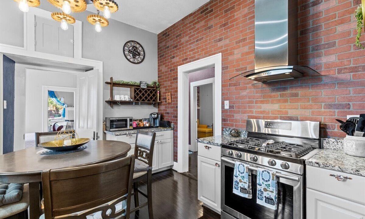 Photo of Kitchen in St. Paul Square