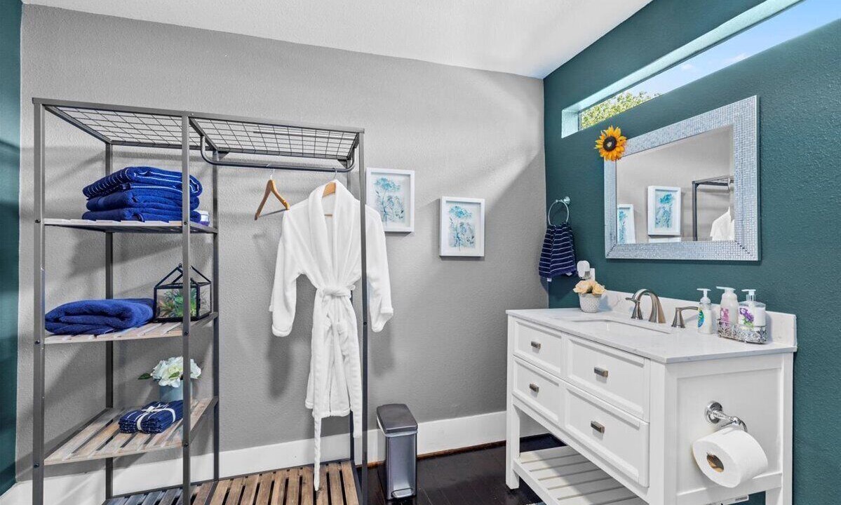 Photo of Bathroom in St. Paul Square
