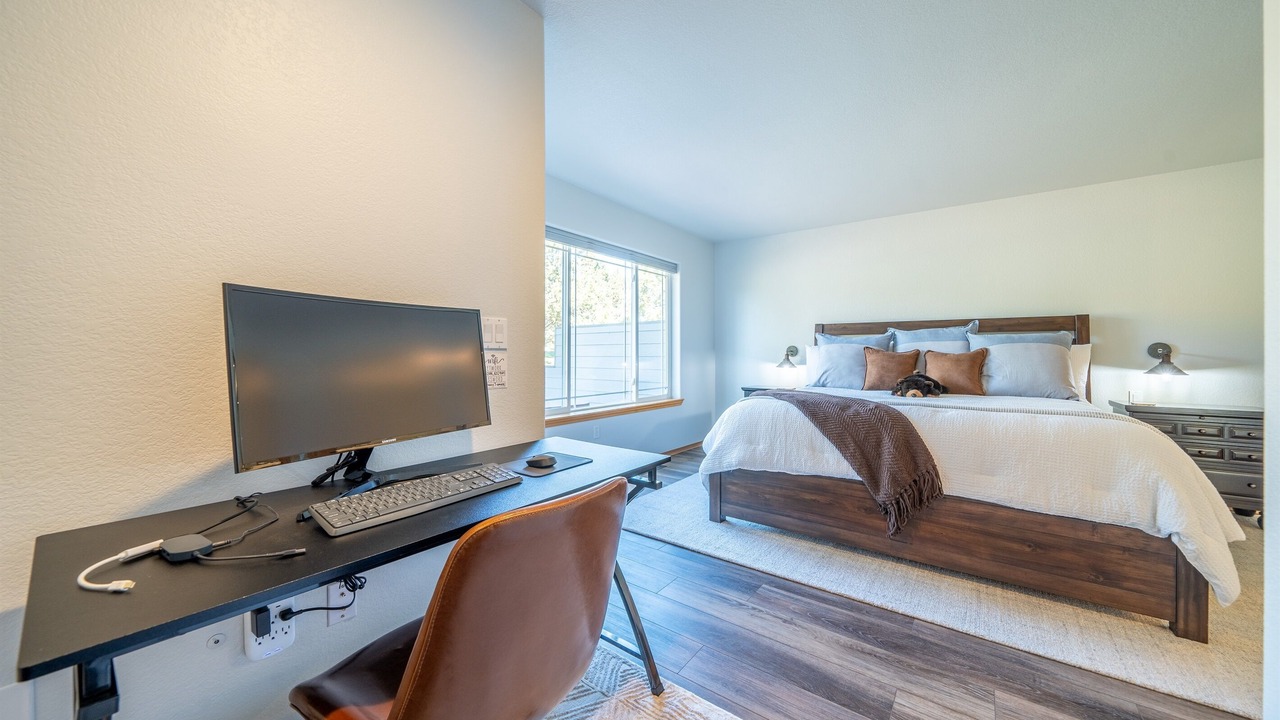 Photo of Bedroom in Redmond