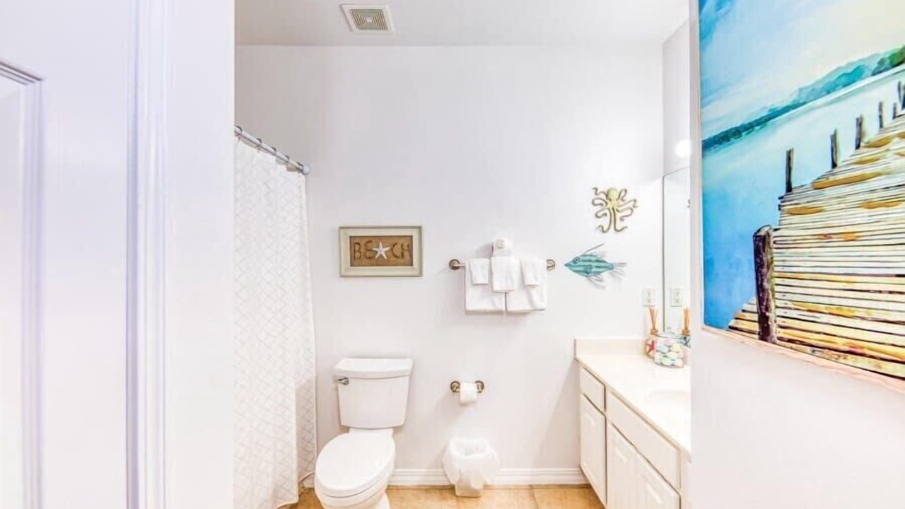 Photo of Bathroom in Orange Beach