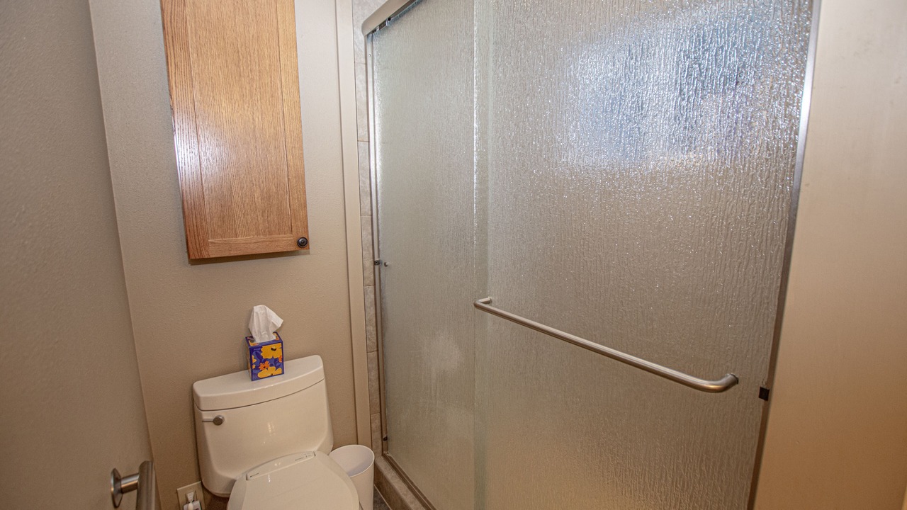 Photo of Bathroom in Tahoma