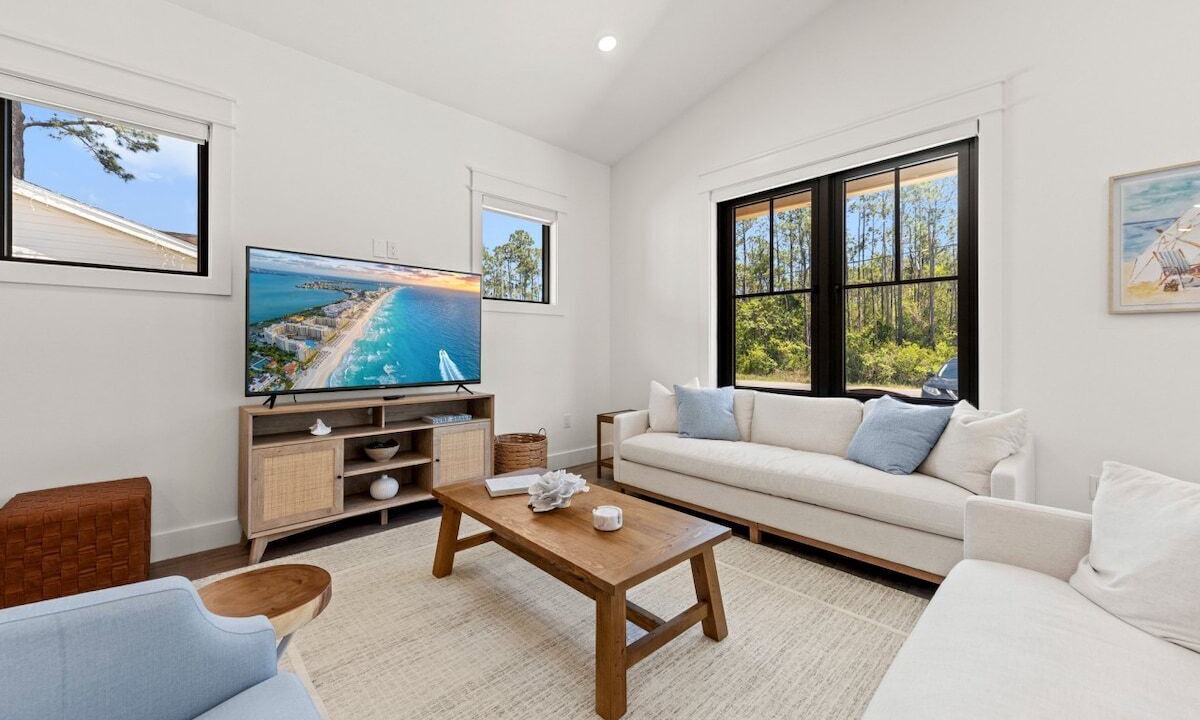 Photo of Bedroom in Santa Rosa Beach