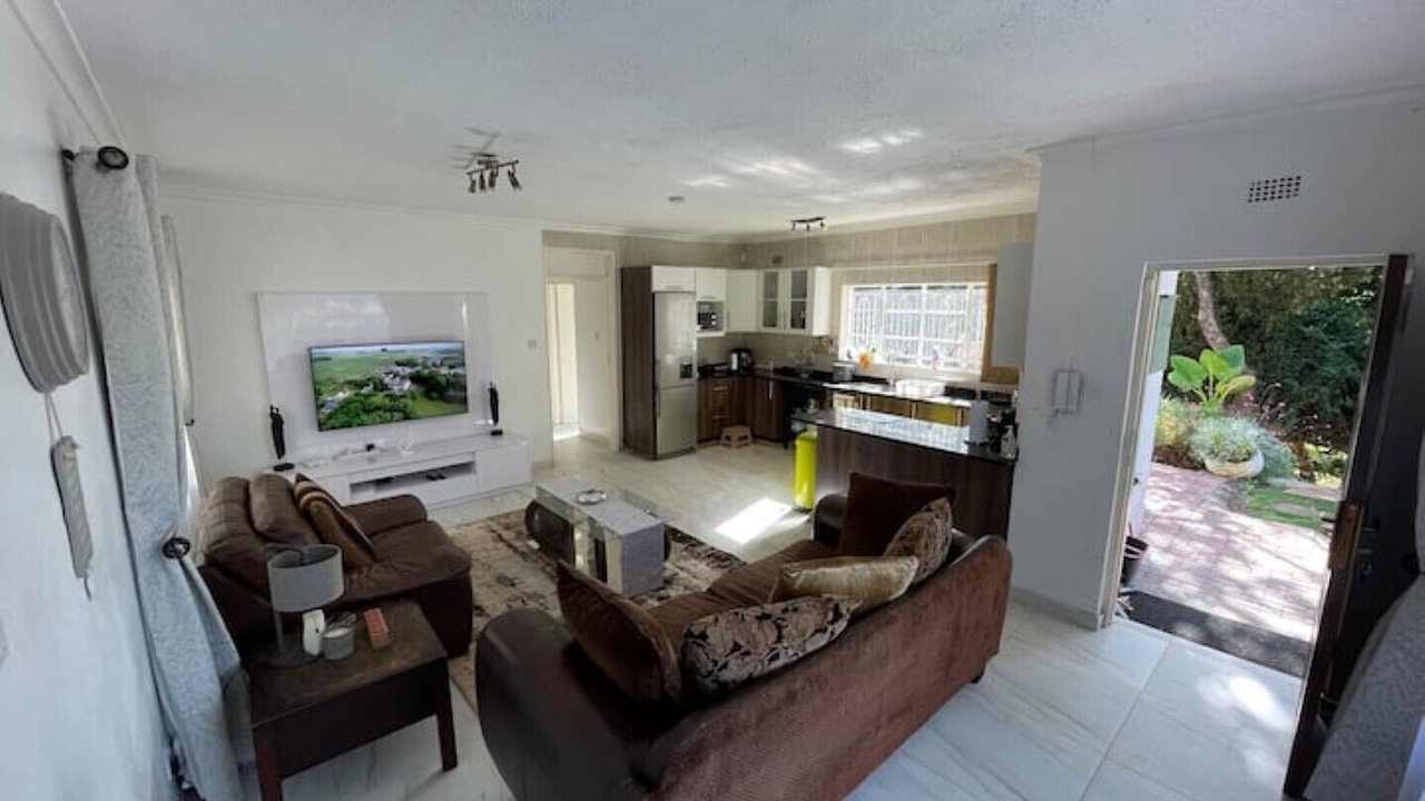 Photo of Livingroom in Harare