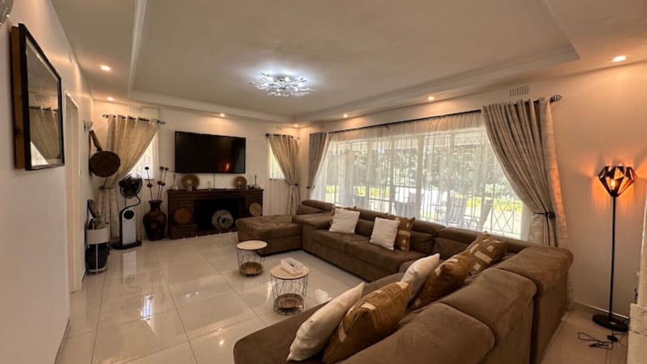 Photo of Livingroom in Harare