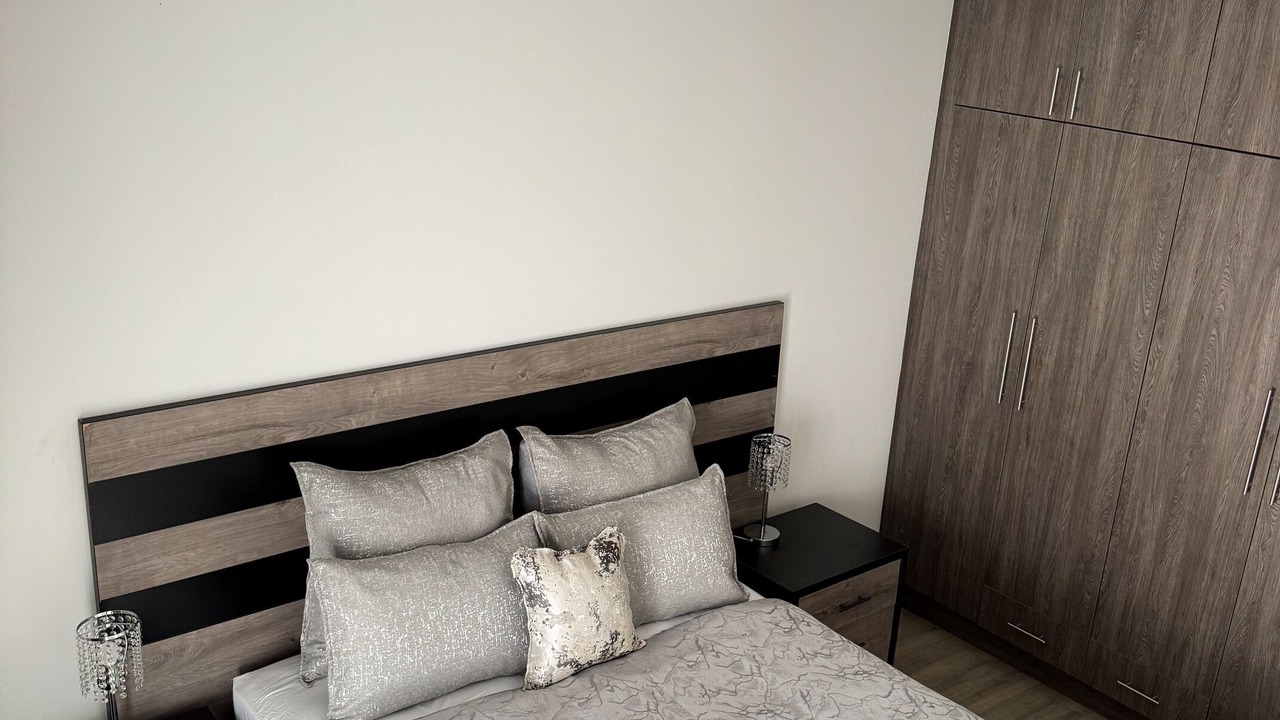 Photo of Bedroom in Glen Lorne