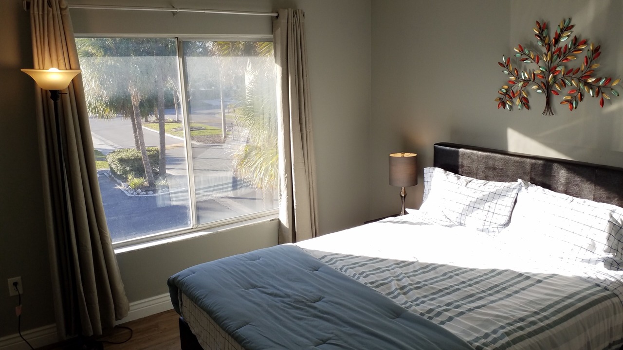 Photo of Bedroom in Park East