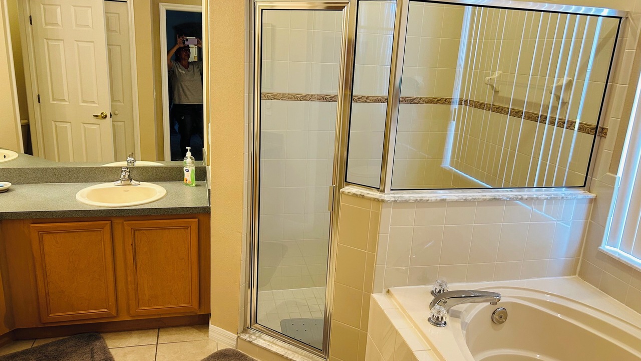 Photo of Bathroom in Calabay Parc