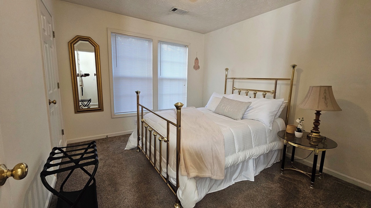 Photo of Bedroom in Stone Mountain