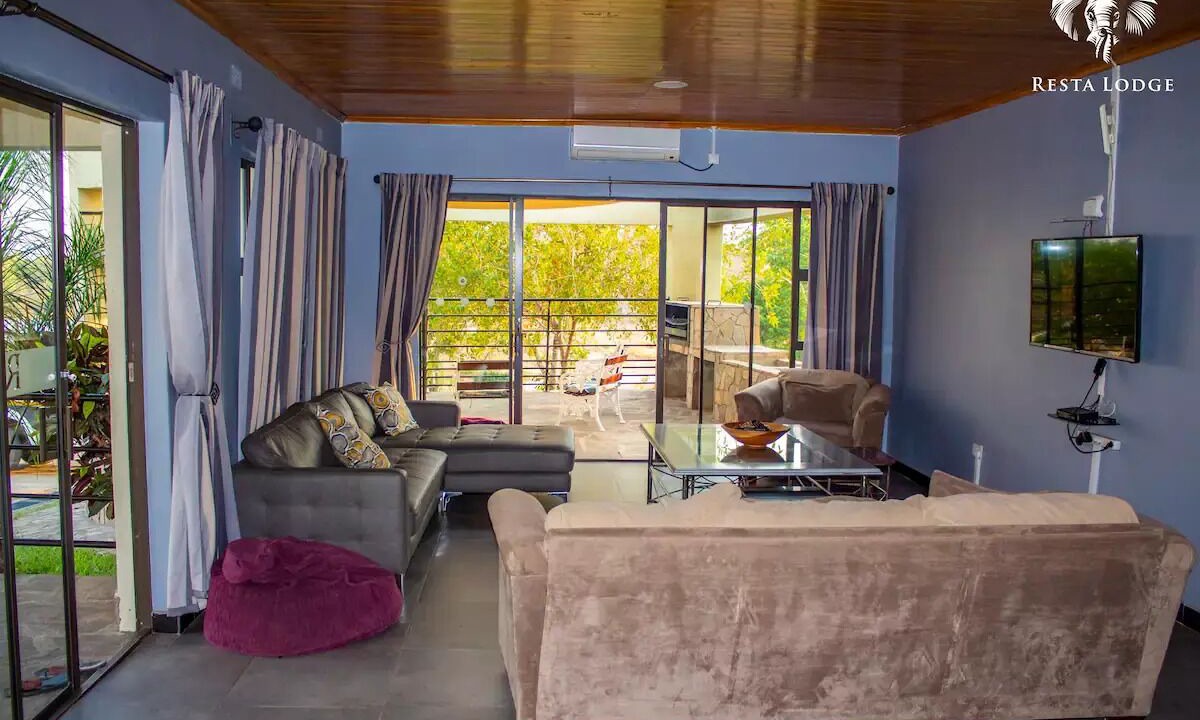 Photo of Livingroom in Kariba