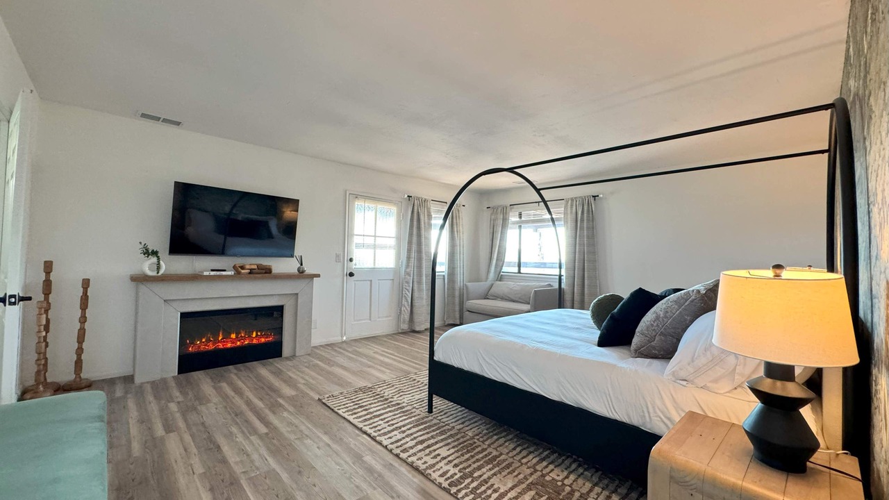 Photo of Bedroom in Valley Center
